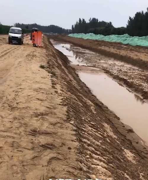 盐城阜宁县河道降水